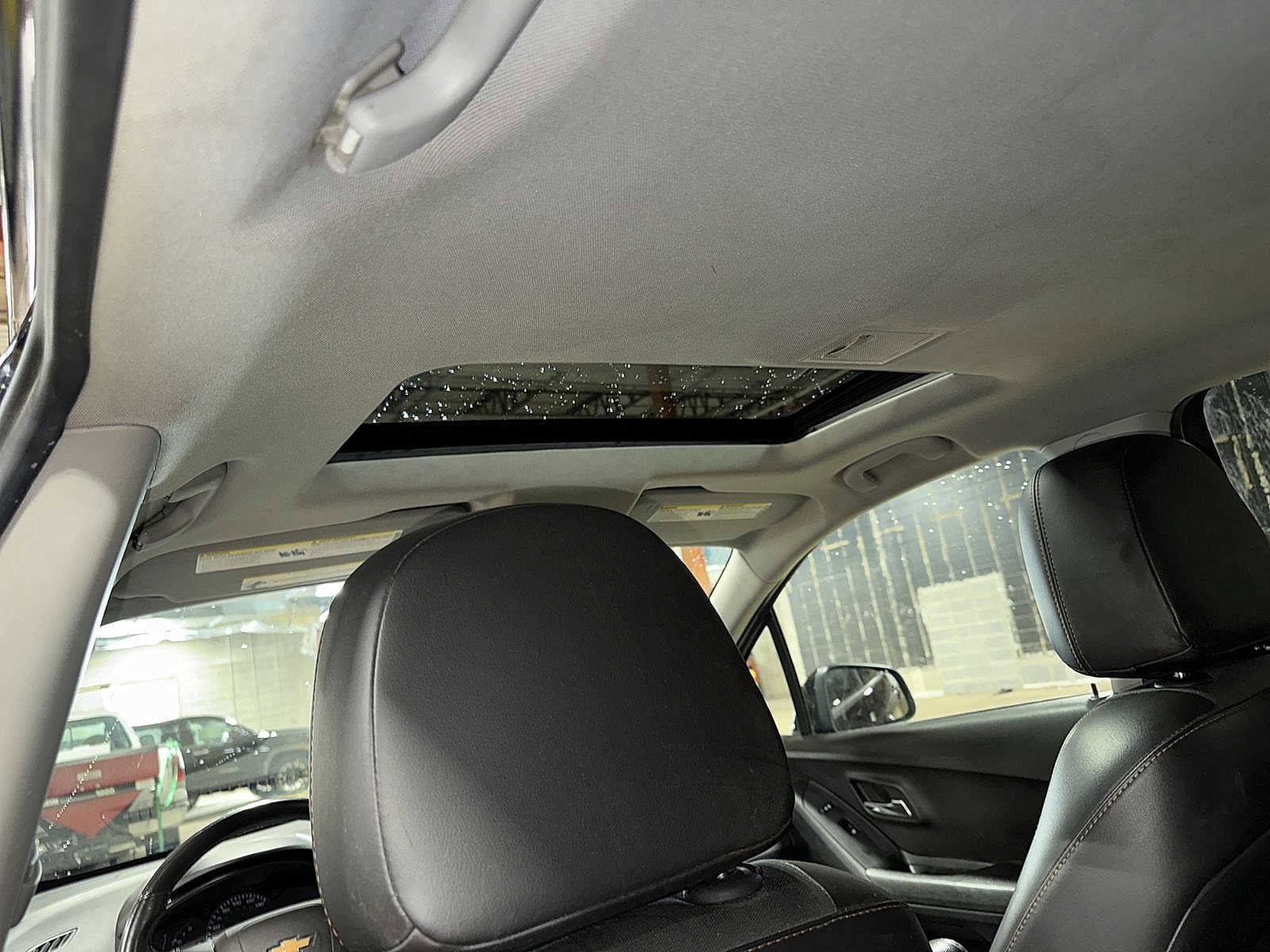 Thumbnail: 2019 Chevrolet Trax - 24