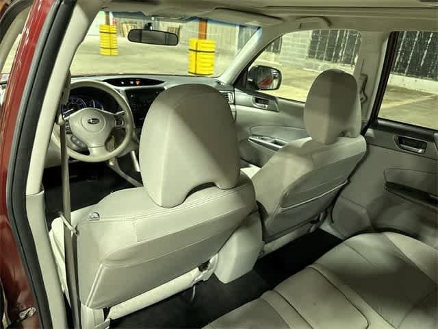 2011 Subaru Forester Premium 27