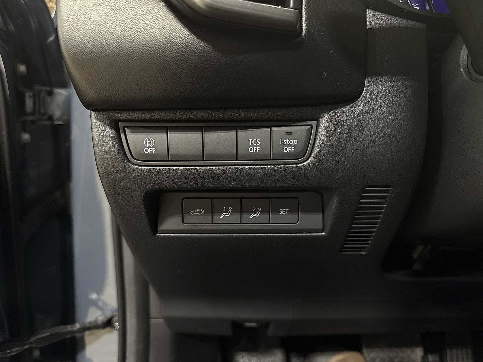 Thumbnail: 2023 Mazda CX-50 - 32