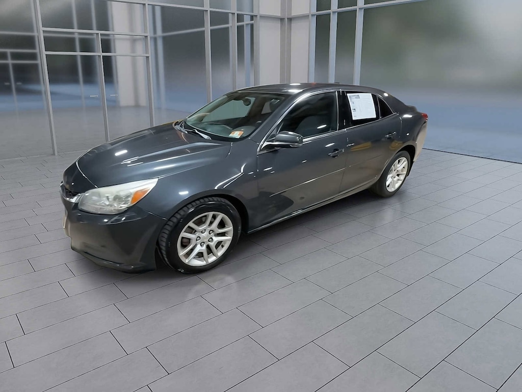 Used 2015 Chevrolet Malibu LT w/1LT Sedan