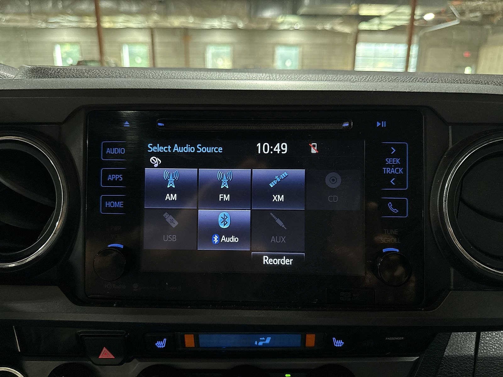 Thumbnail: 2016 Toyota Tacoma - 21