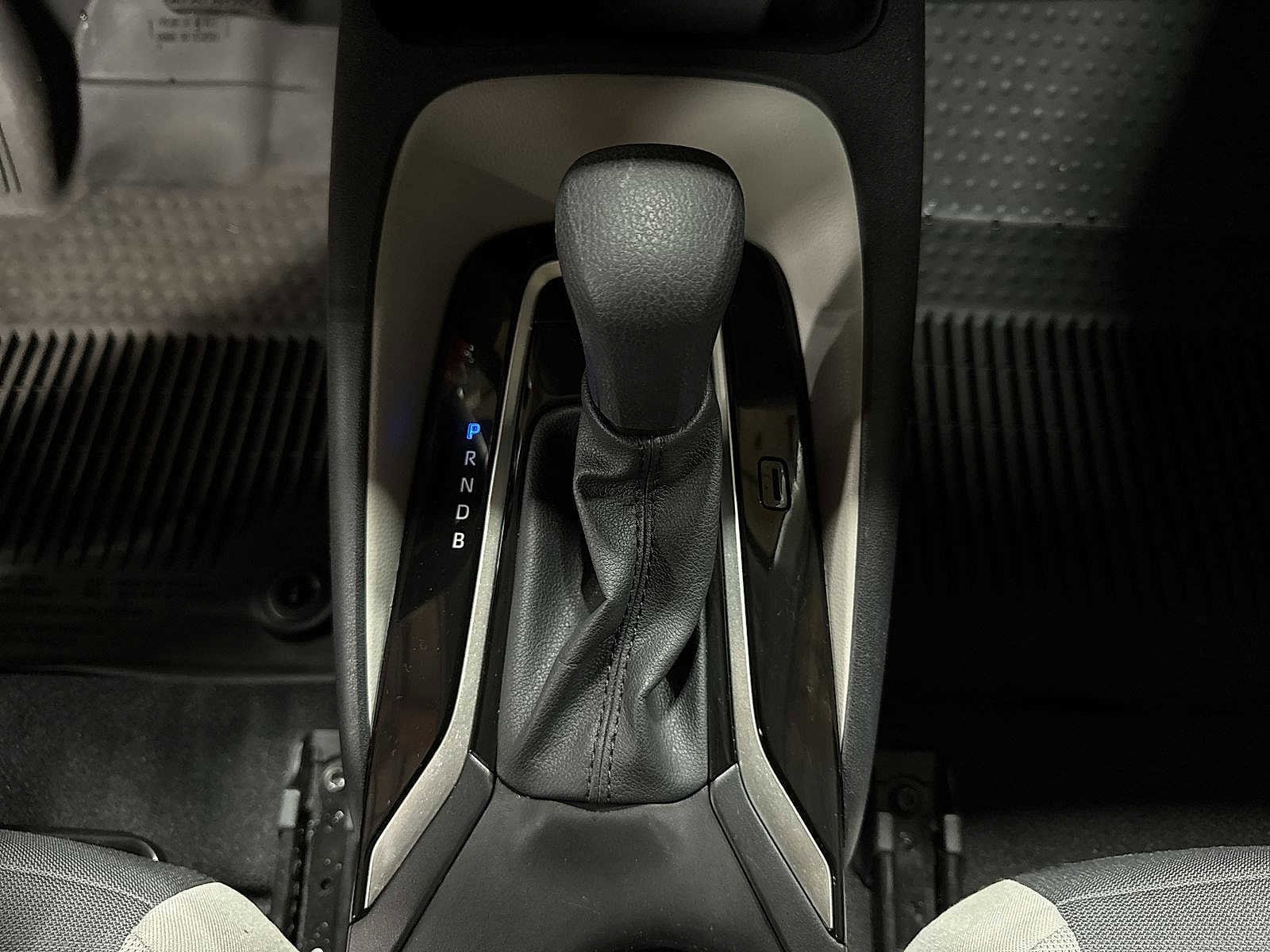 Thumbnail: 2023 Toyota Corolla - 29