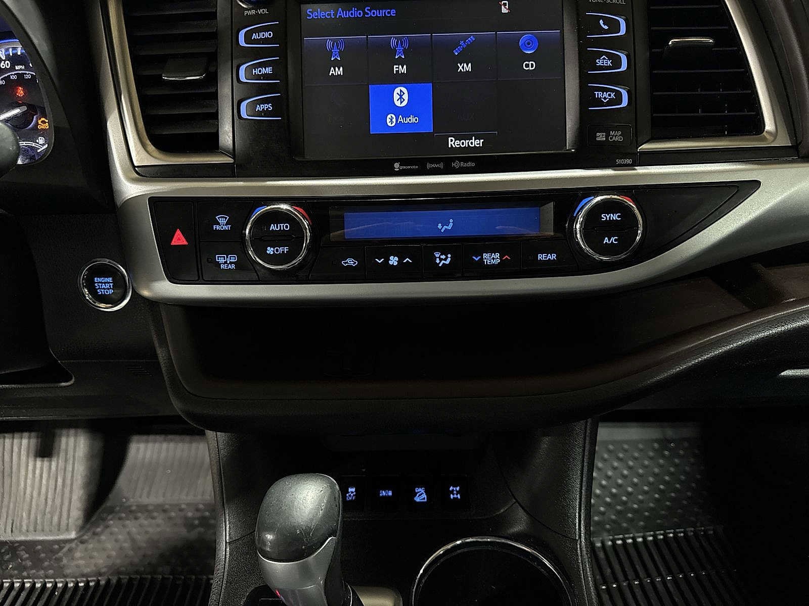 Thumbnail: 2019 Toyota Highlander - 23