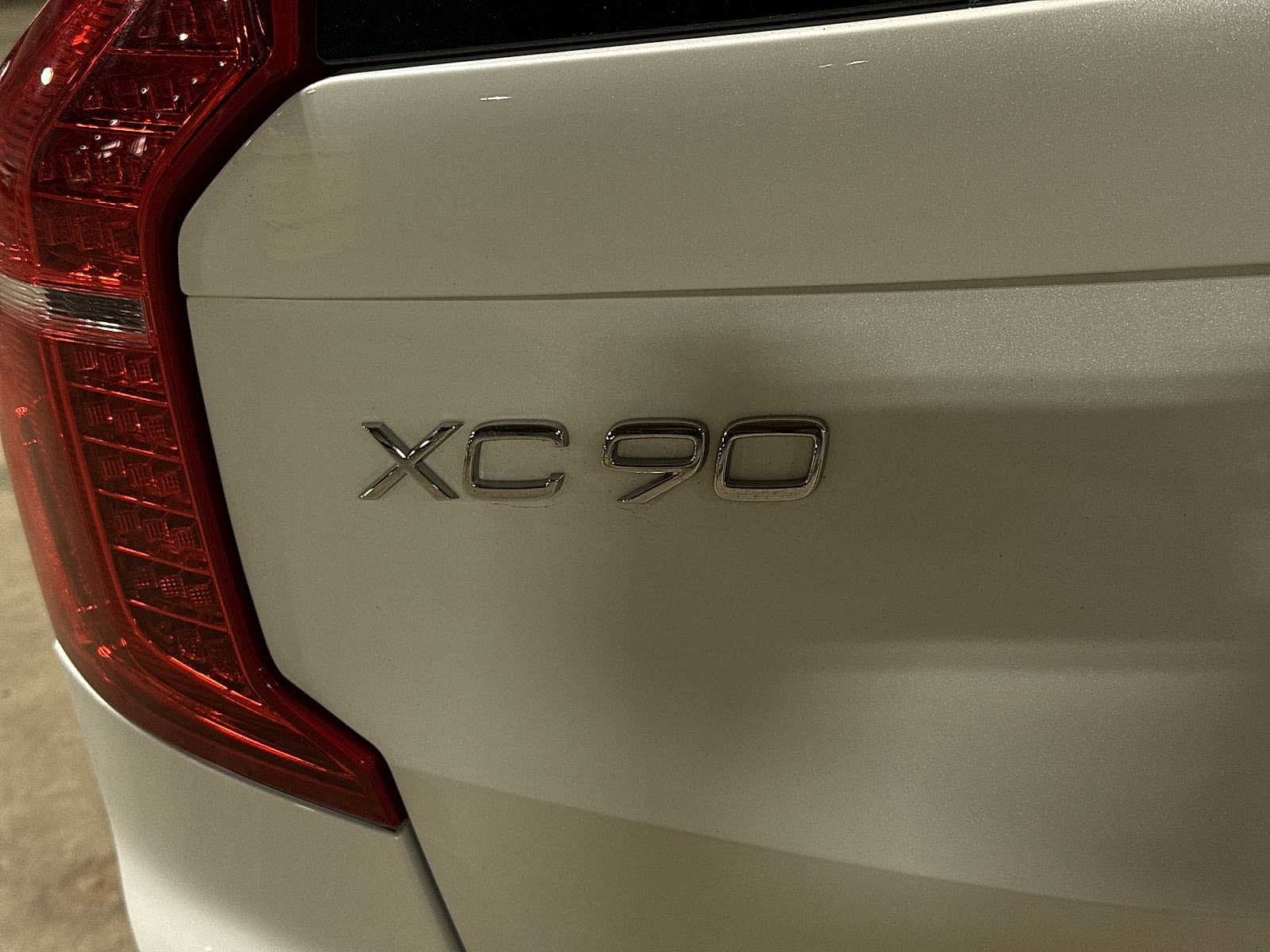 Thumbnail: 2019 Volvo XC90 - 28