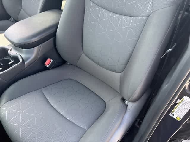 2024 Toyota RAV4 XLE 7