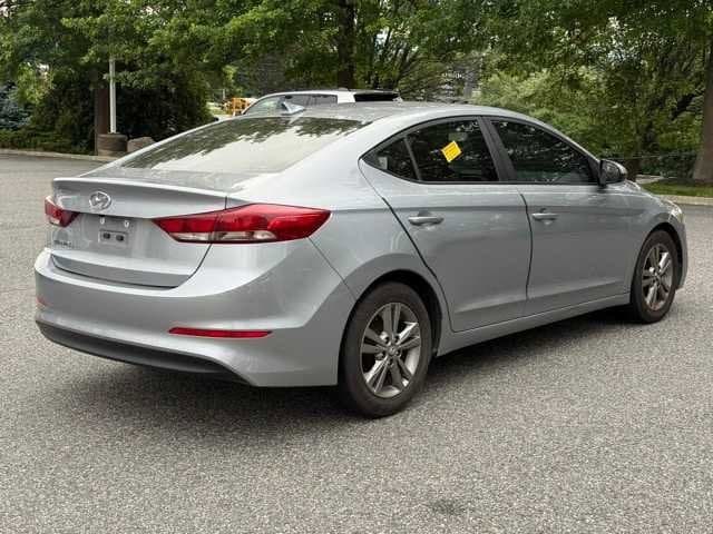 Thumbnail: 2017 Hyundai Elantra - 4