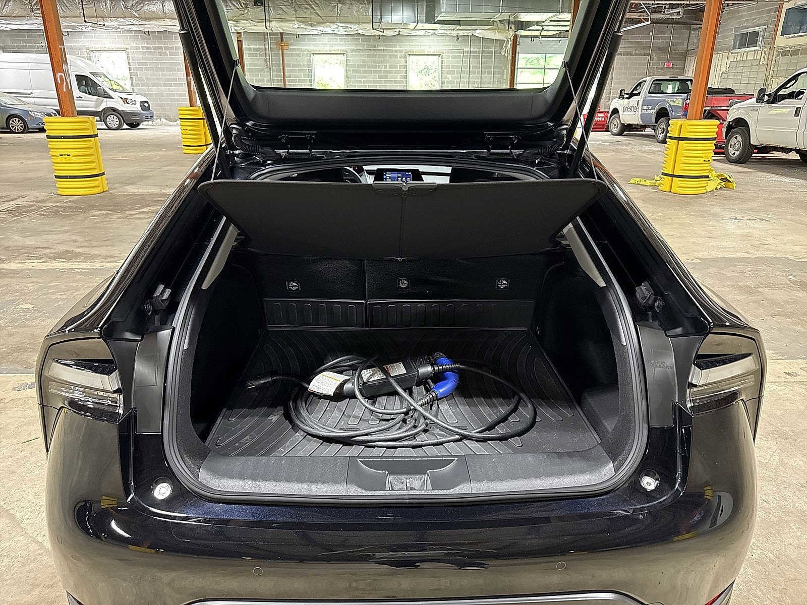 Thumbnail: 2024 Toyota Prius Prime - 11