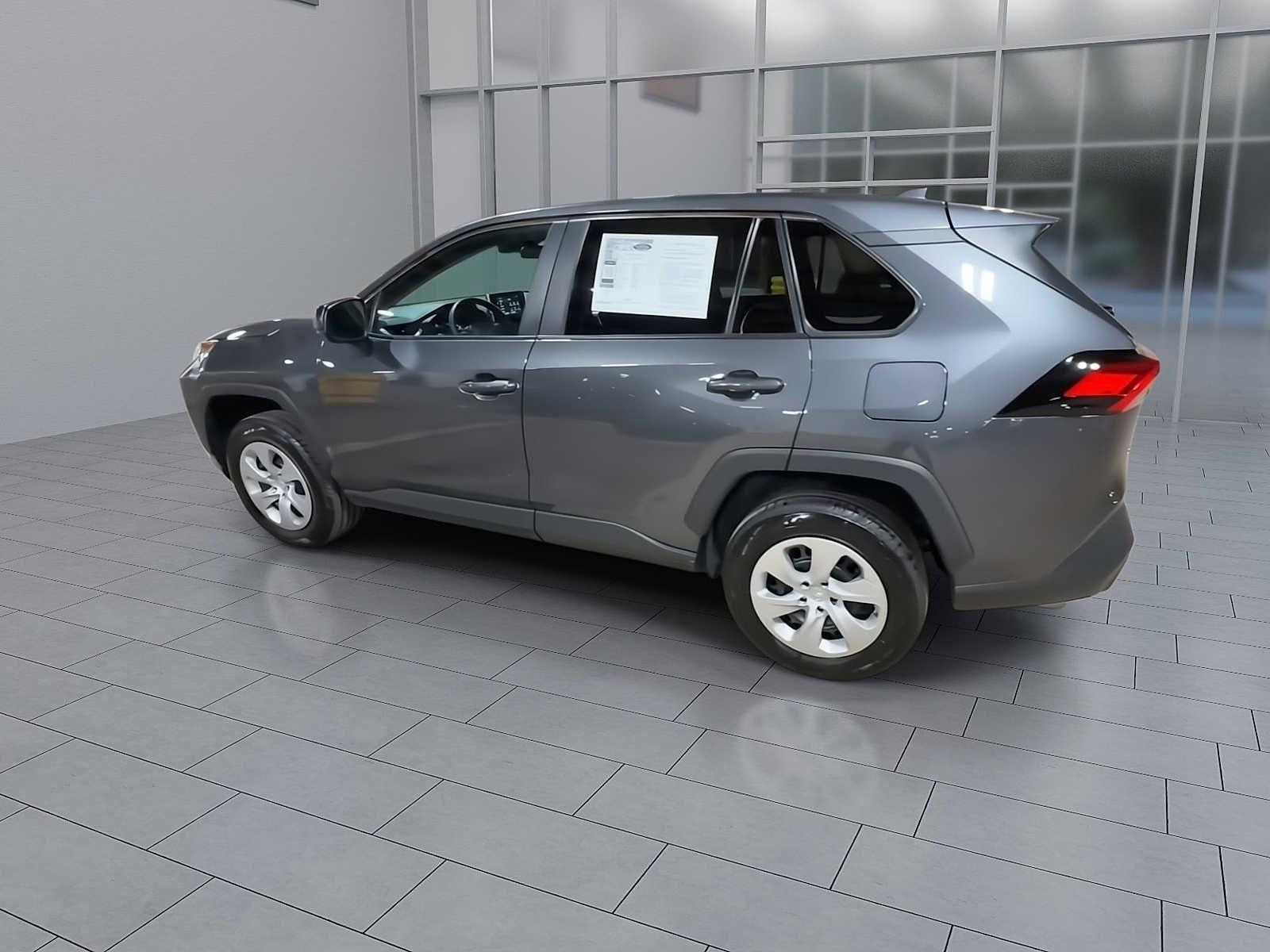 Thumbnail: 2024 Toyota RAV4 - 6