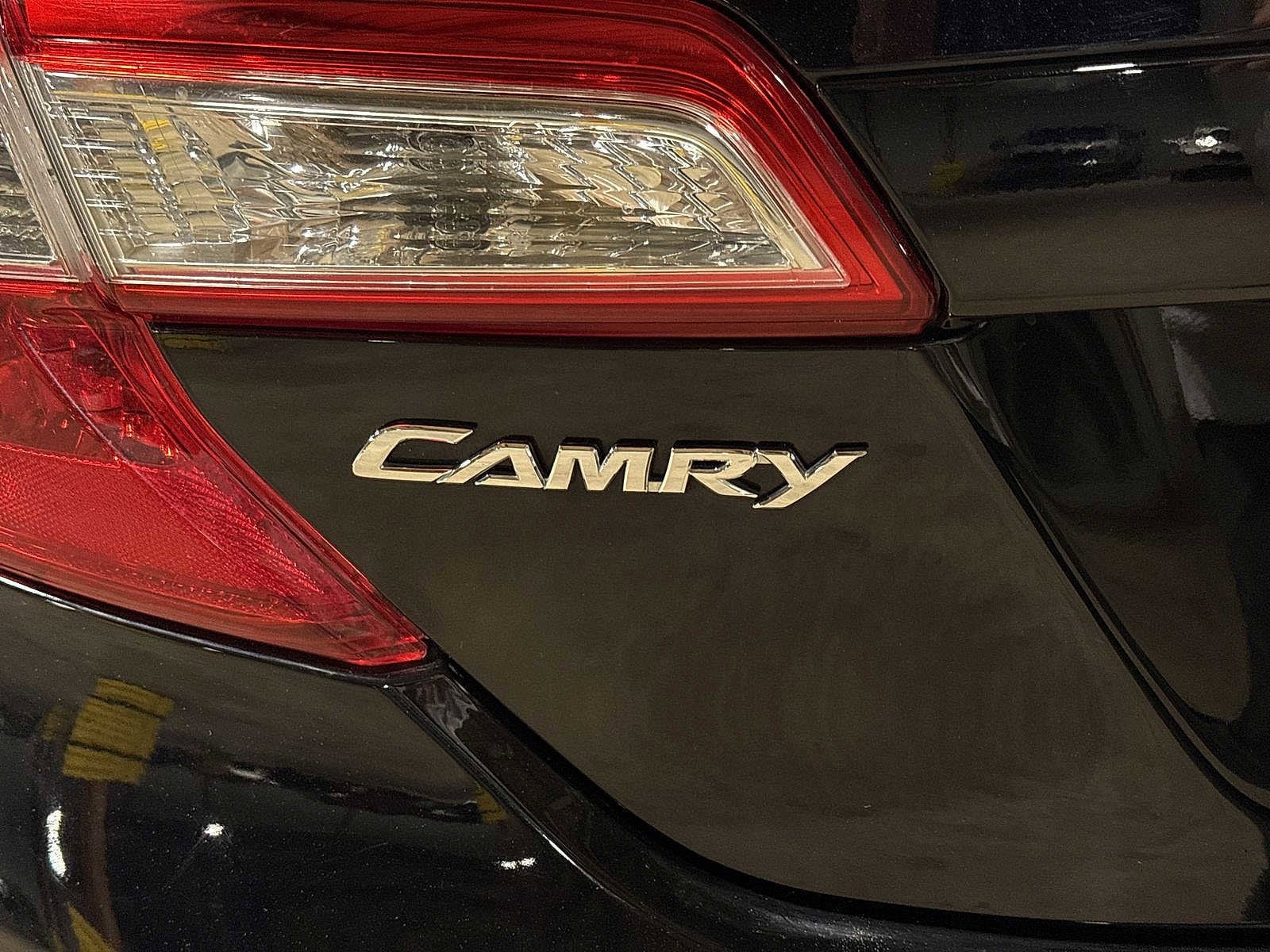 Thumbnail: 2012 Toyota Camry - 22