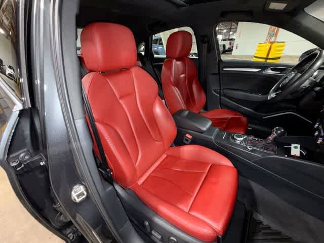 Thumbnail: 2018 Audi S3 - 16