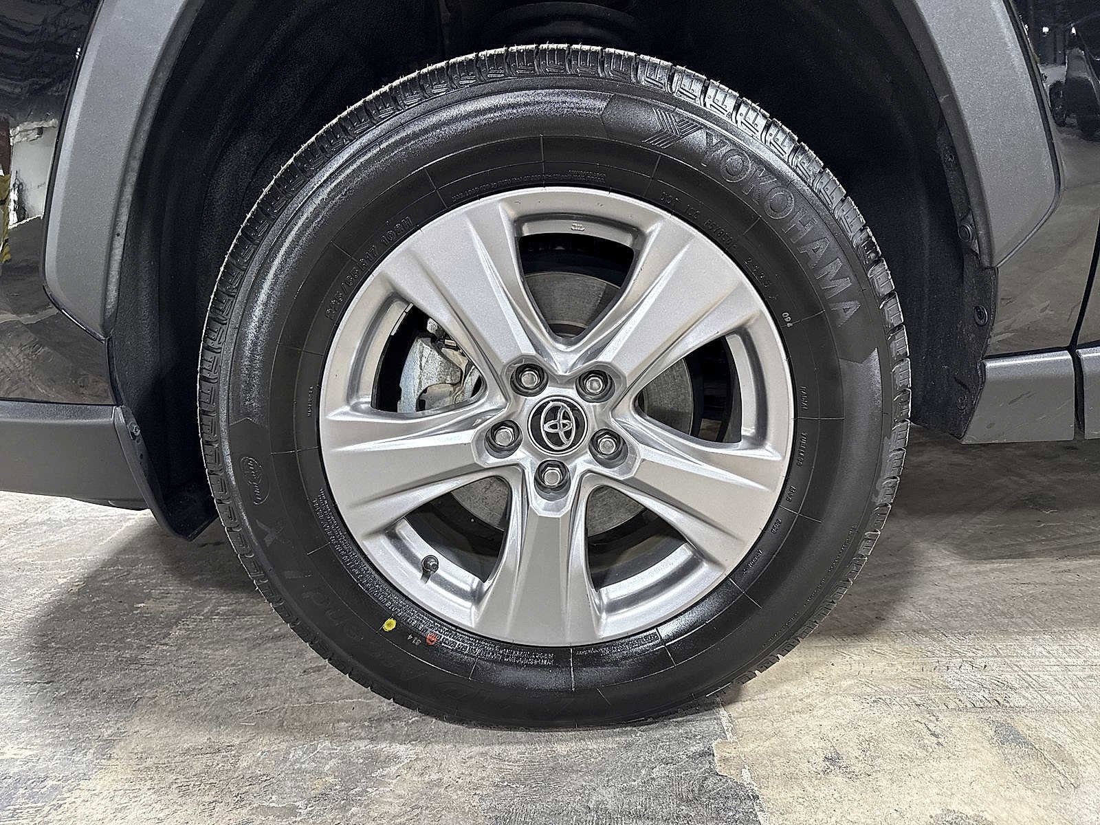 Thumbnail: 2023 Toyota RAV4 - 10