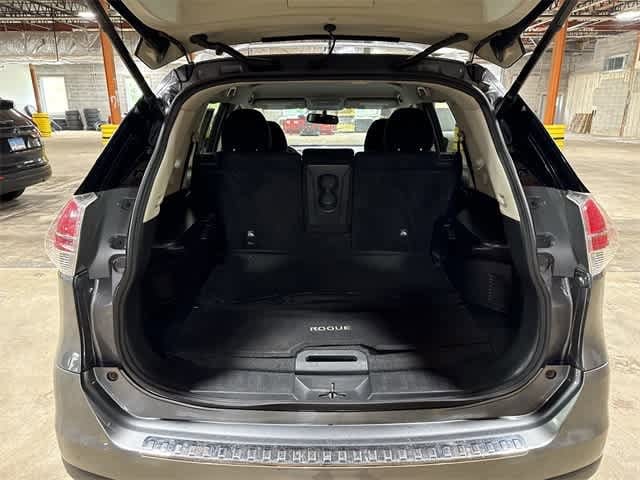 Thumbnail: 2015 Nissan Rogue - 11