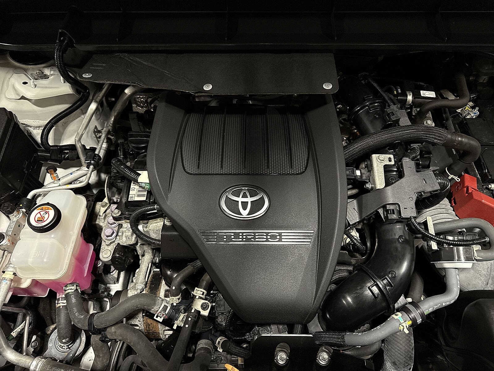 Thumbnail: 2023 Toyota Highlander - 11