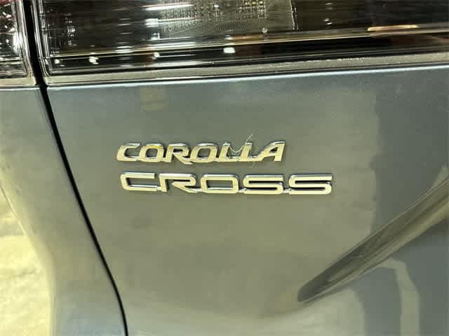 2024 Toyota Corolla Cross XLE 27
