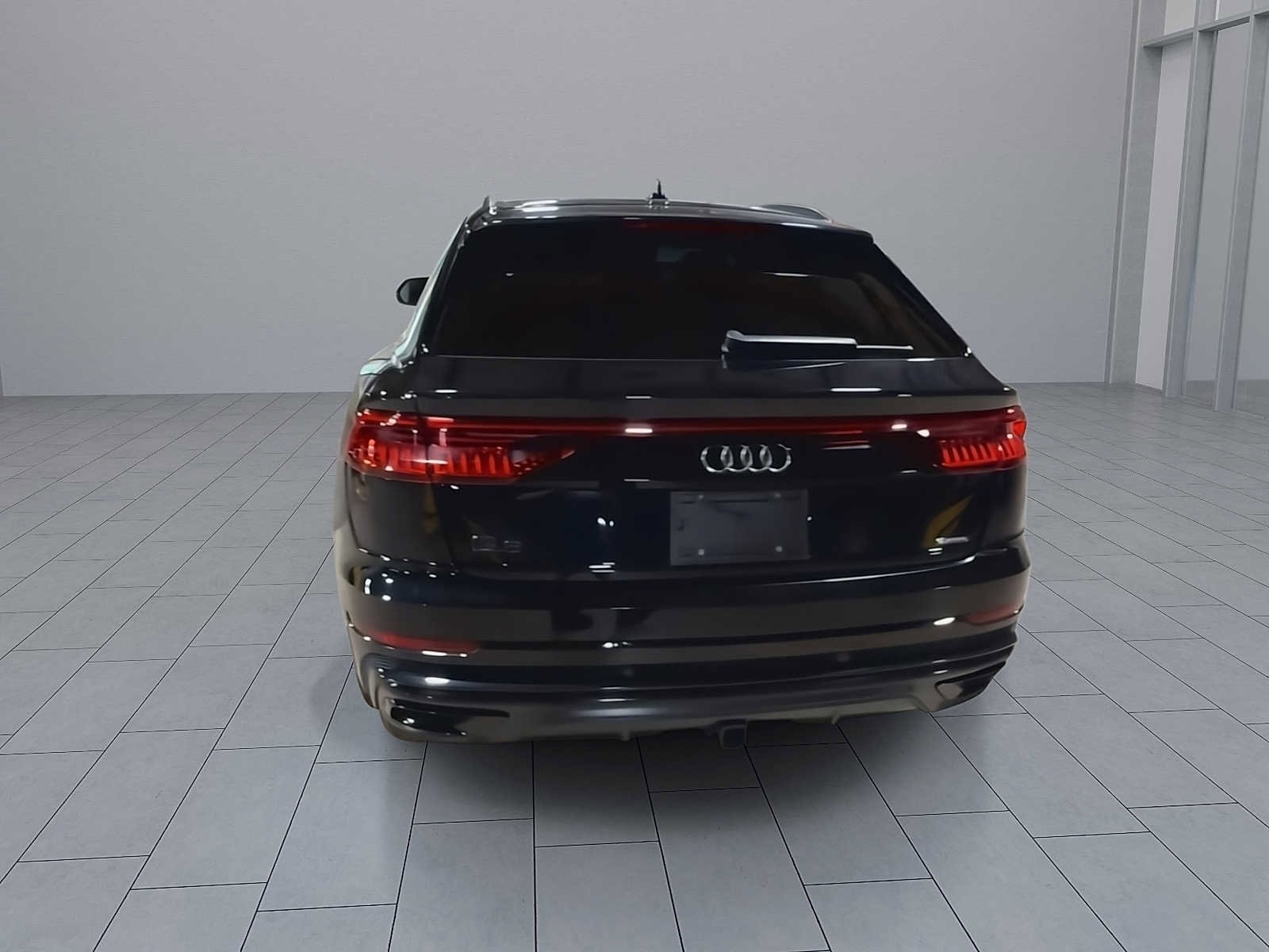 Thumbnail: 2020 Audi Q8 - 7
