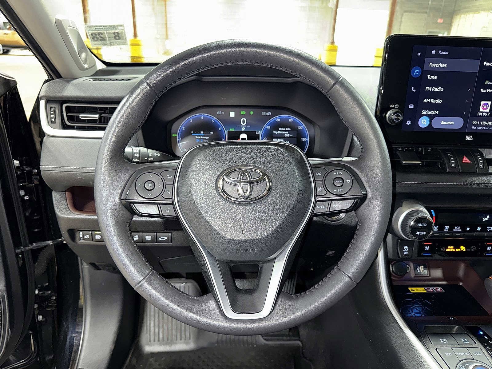 Thumbnail: 2023 Toyota RAV4 - 18