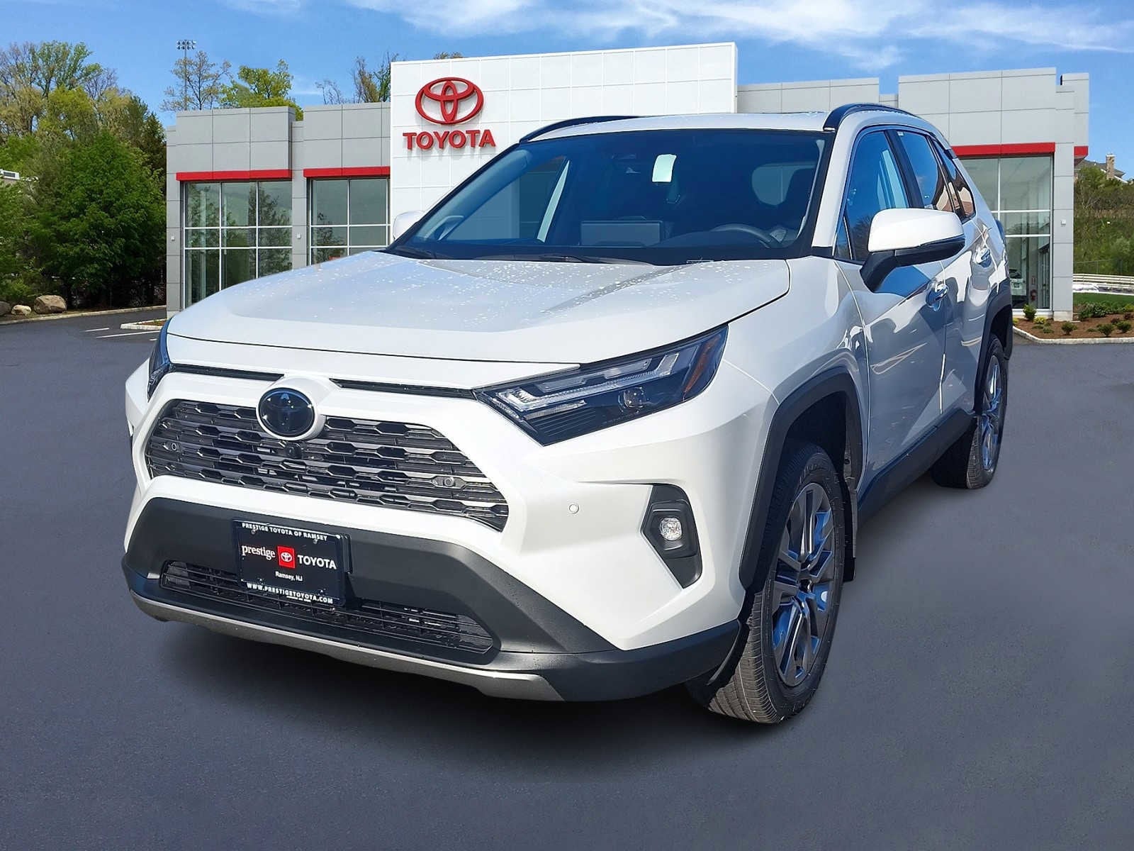 2025 Toyota RAV4 Limited's photo