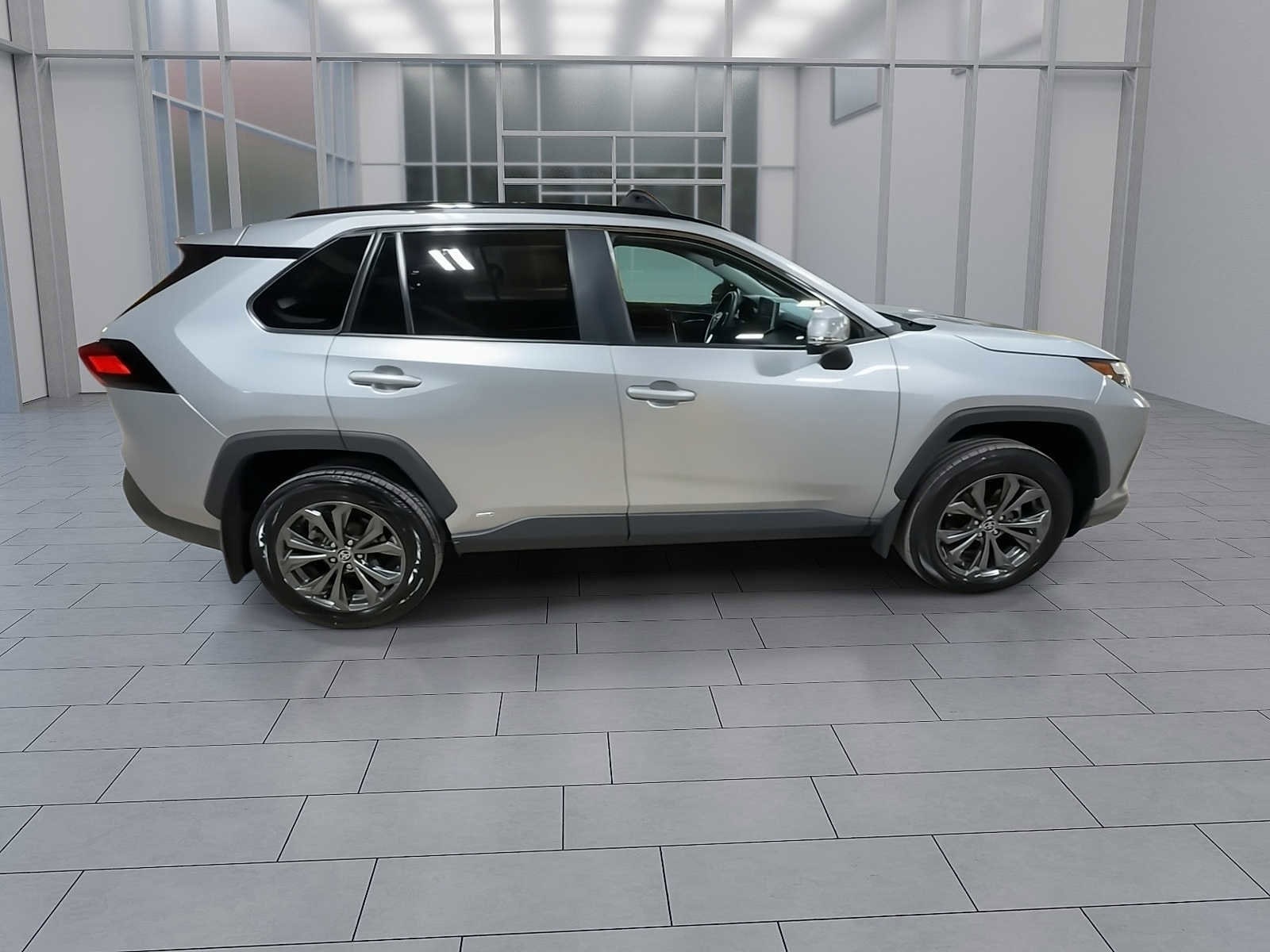 Thumbnail: 2024 Toyota RAV4 - 9