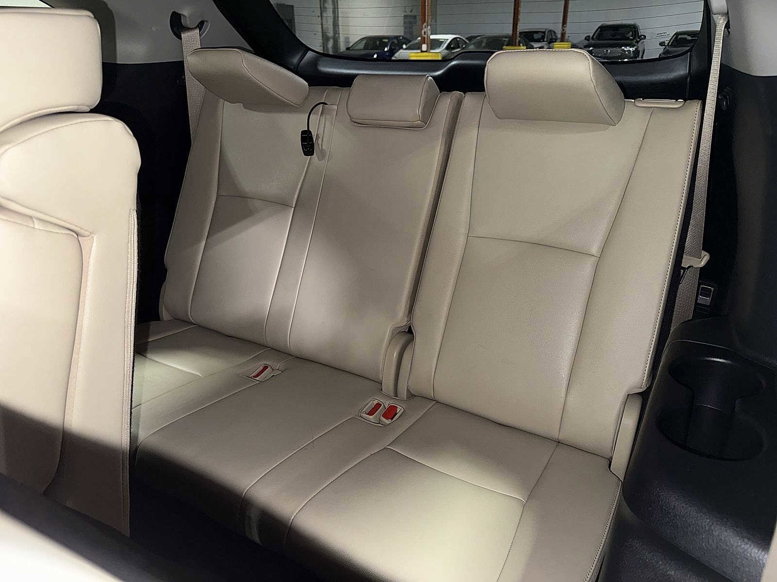 Thumbnail: 2023 Toyota Highlander - 17