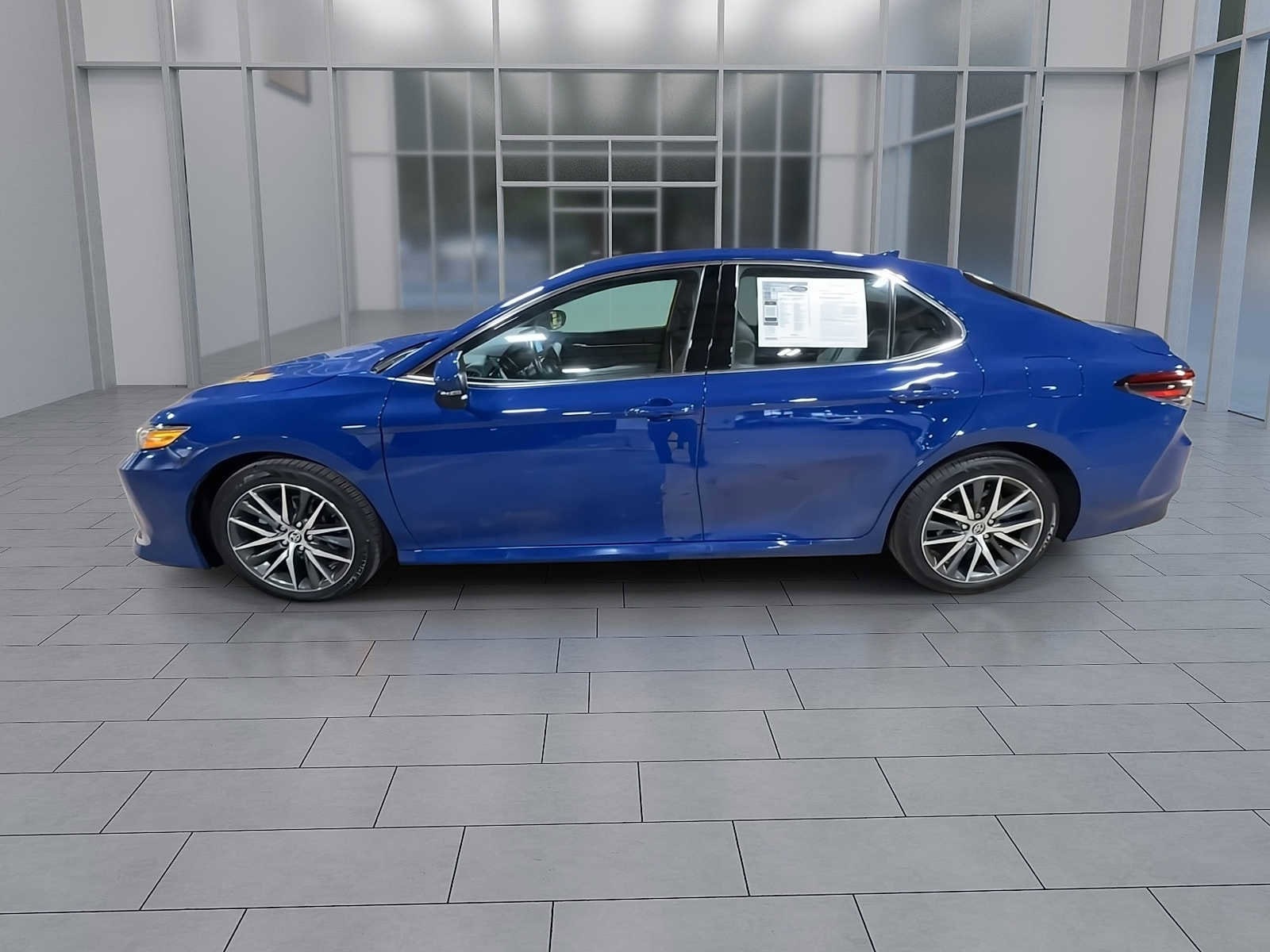 Thumbnail: 2023 Toyota Camry - 5