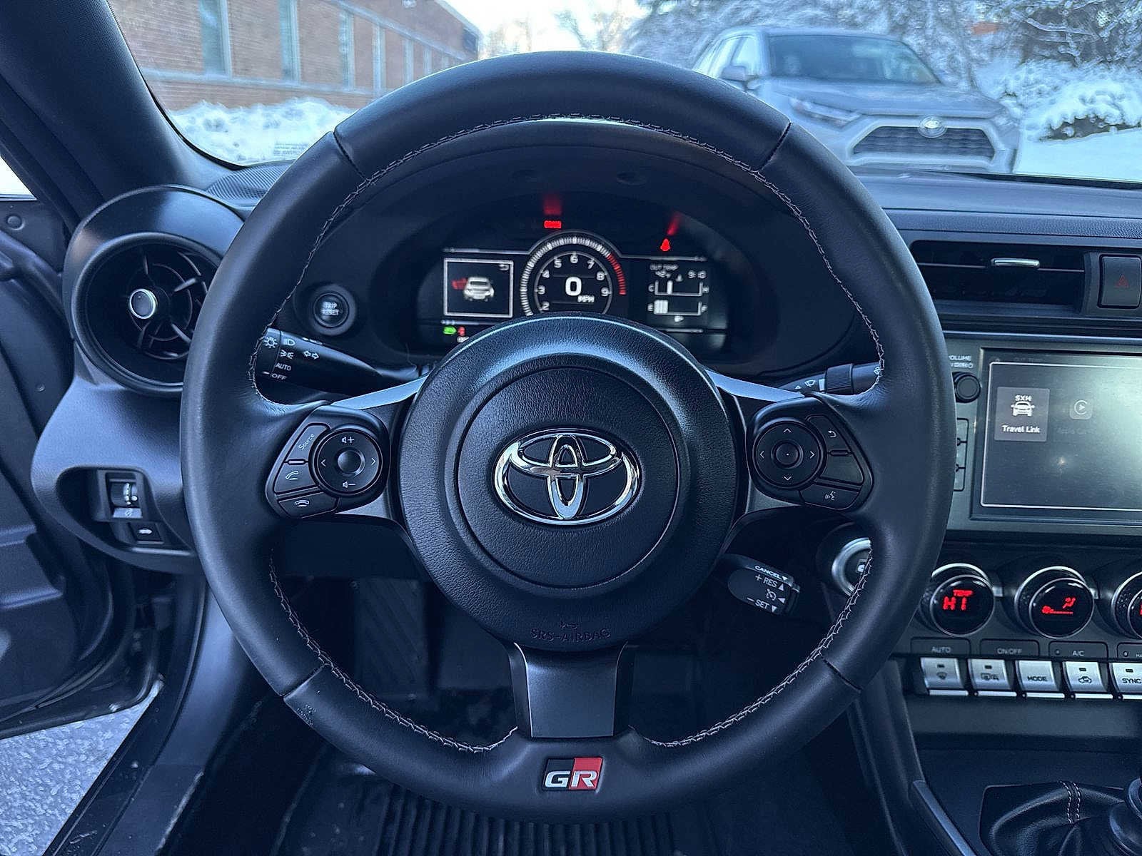 Thumbnail: 2023 Toyota GR86 - 18