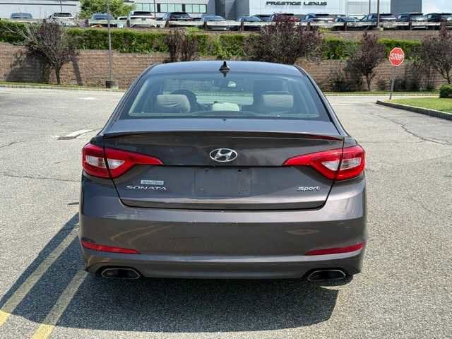 Thumbnail: 2017 Hyundai Sonata - 5