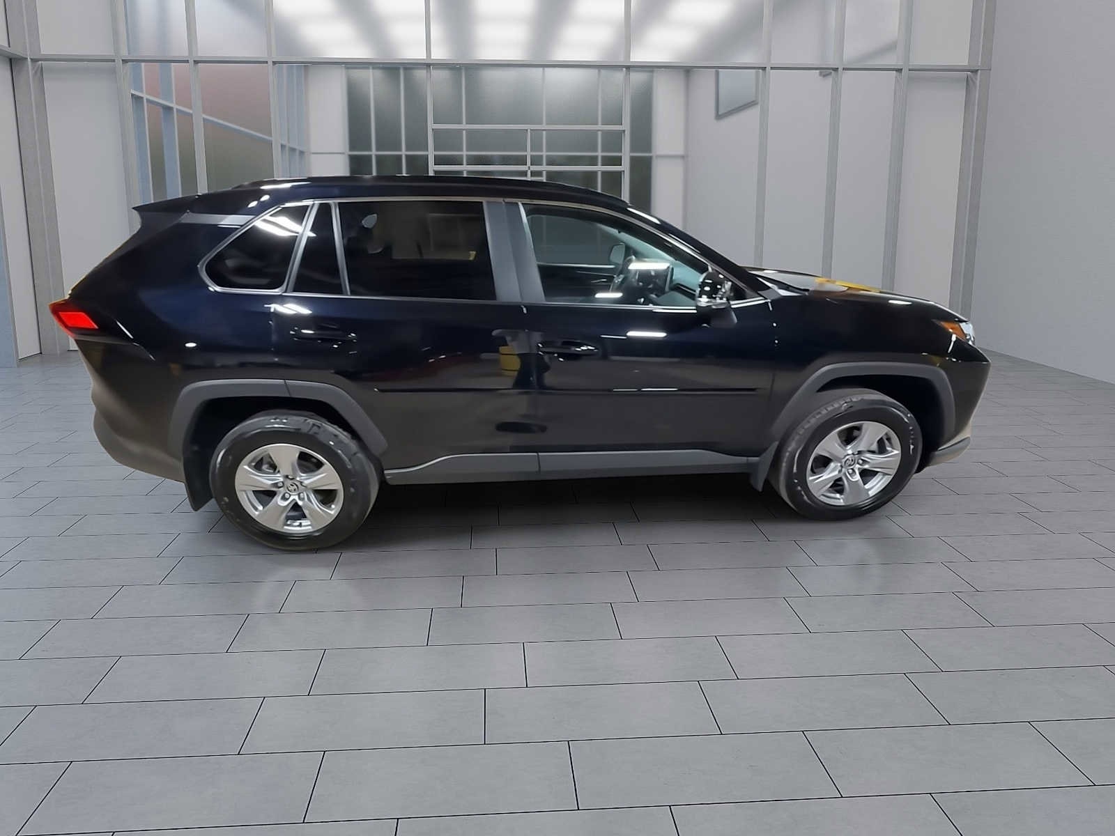 Thumbnail: 2025 Toyota RAV4 - 9