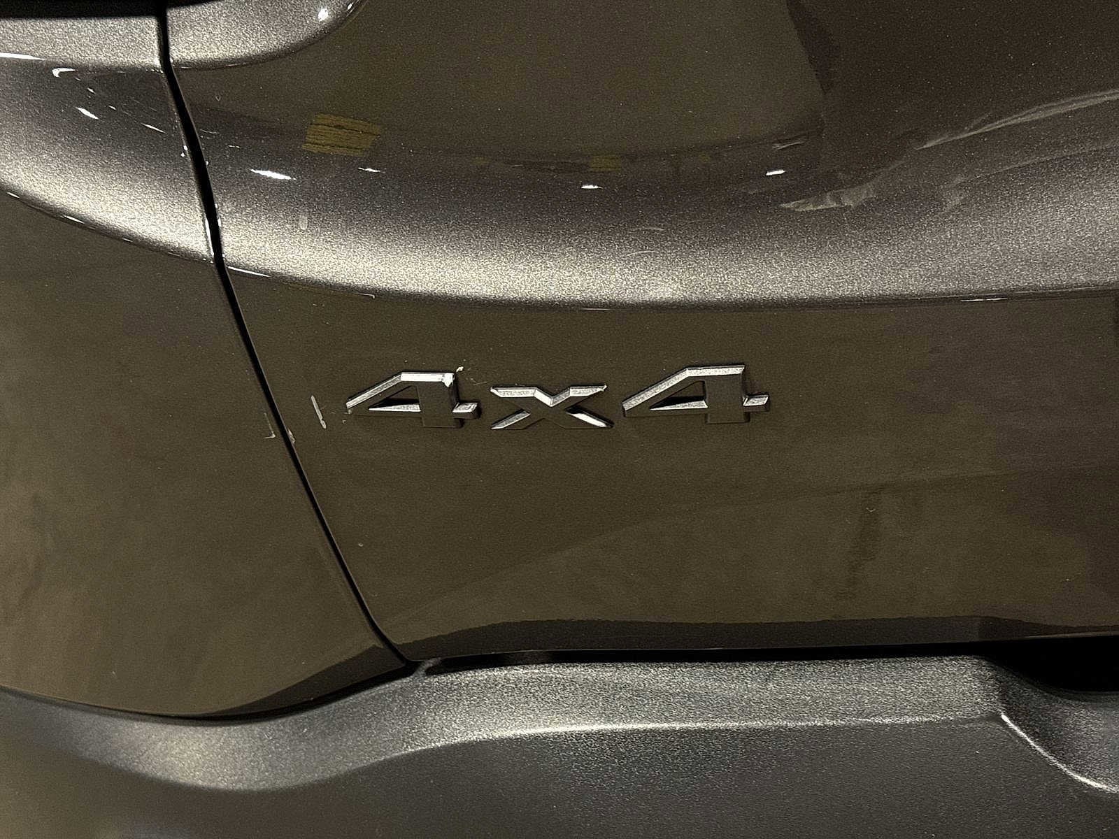 Thumbnail: 2021 Jeep Renegade - 26