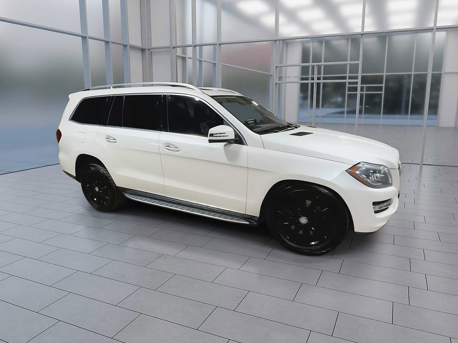 Thumbnail: 2013 Mercedes-Benz GL-Class - 2
