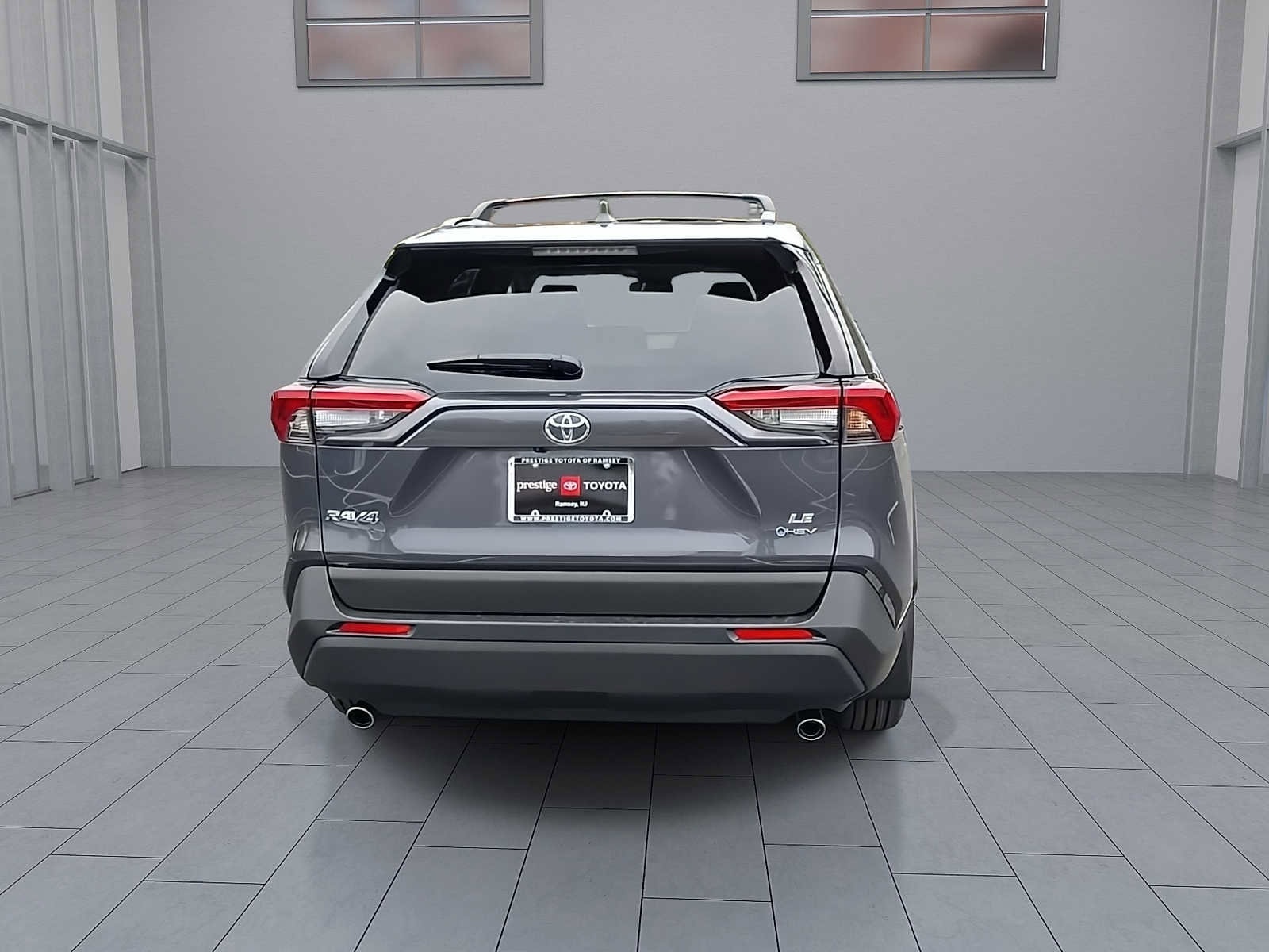 Thumbnail: 2025 Toyota RAV4 - 8