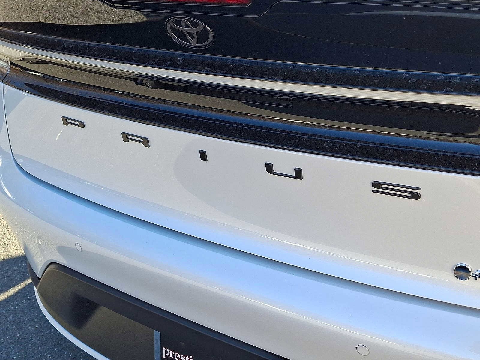 Thumbnail: 2026 Toyota Prius - 25