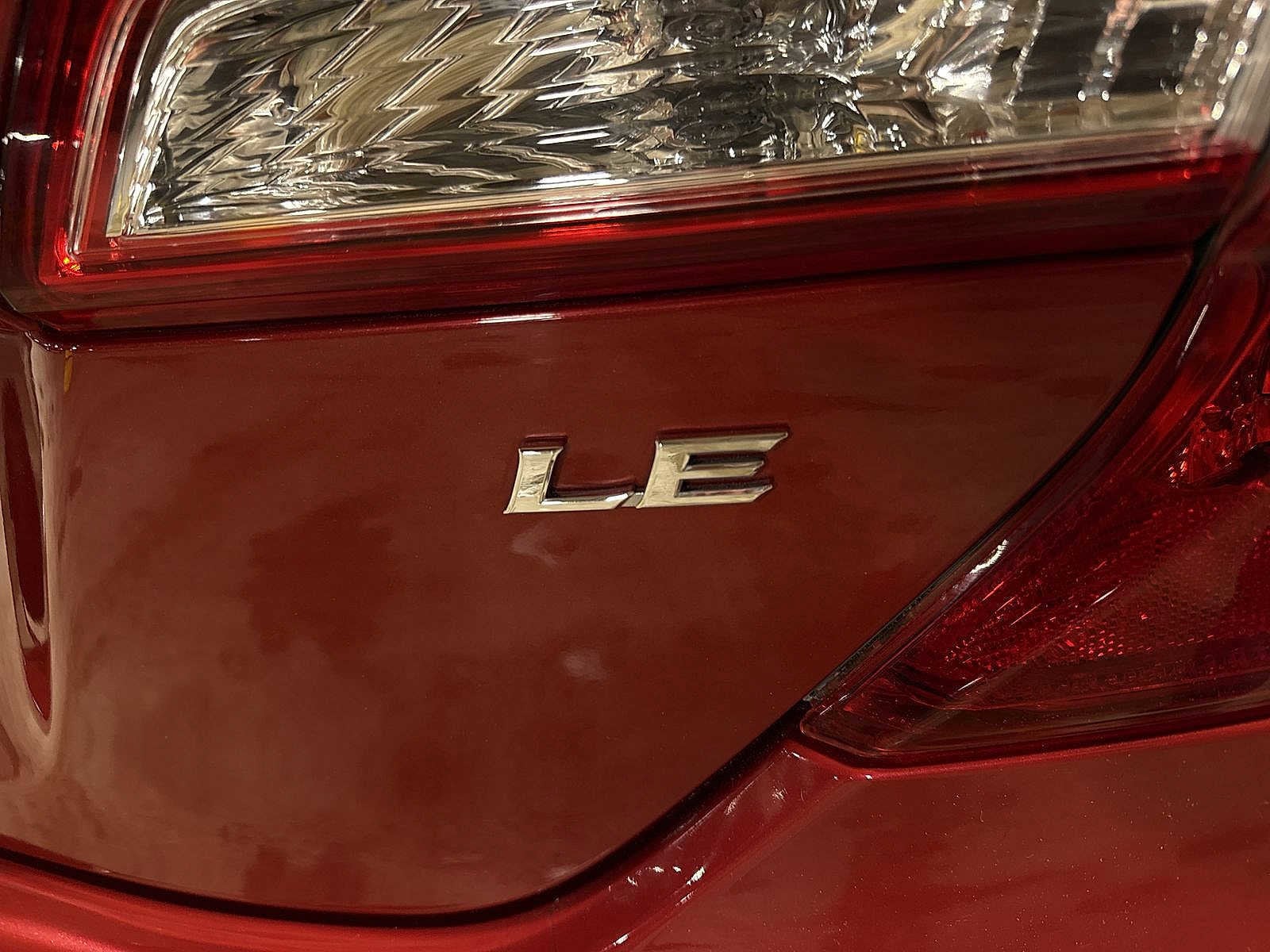 Thumbnail: 2012 Toyota Camry - 25