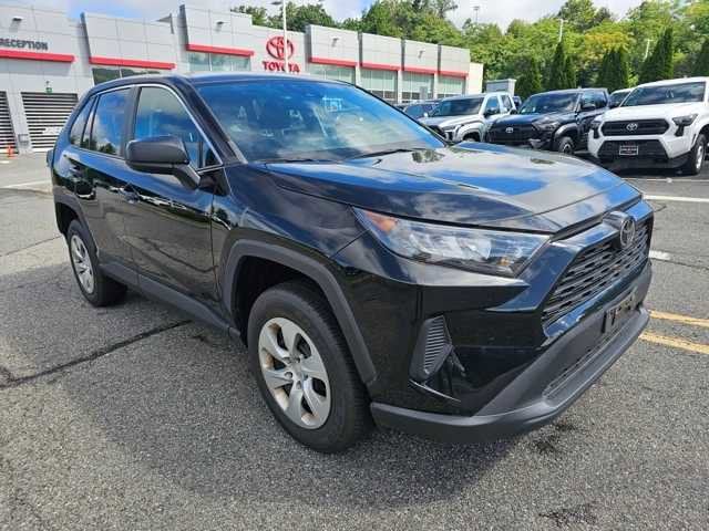 Thumbnail: 2022 Toyota RAV4 - 3