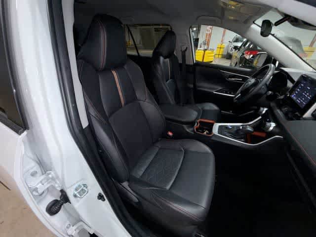 Thumbnail: 2024 Toyota RAV4 - 16
