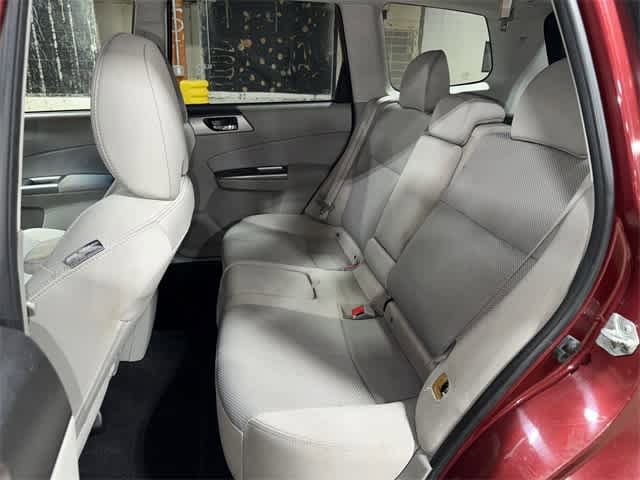 2011 Subaru Forester Premium 17