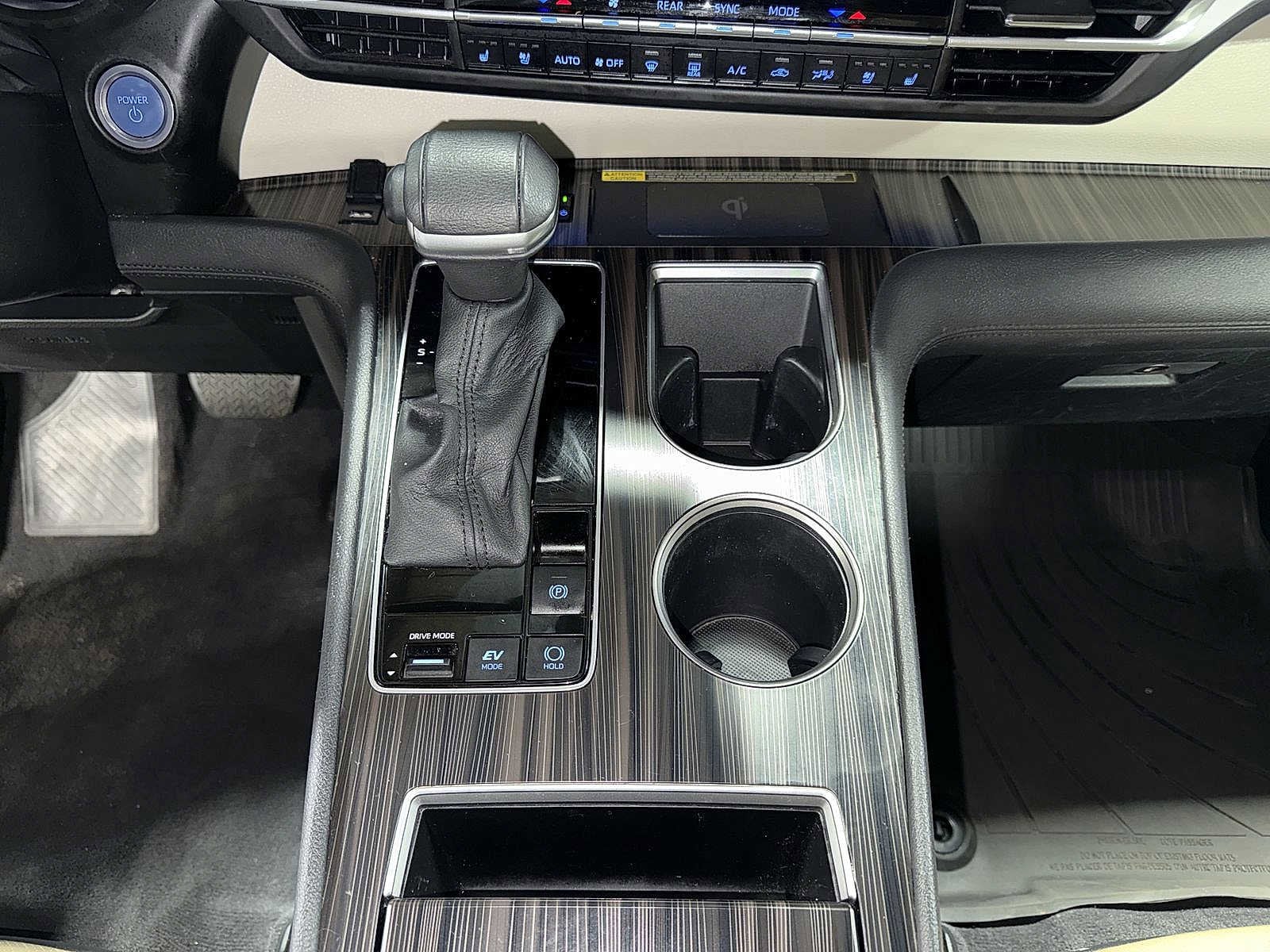 Thumbnail: 2023 Toyota Sienna - 34