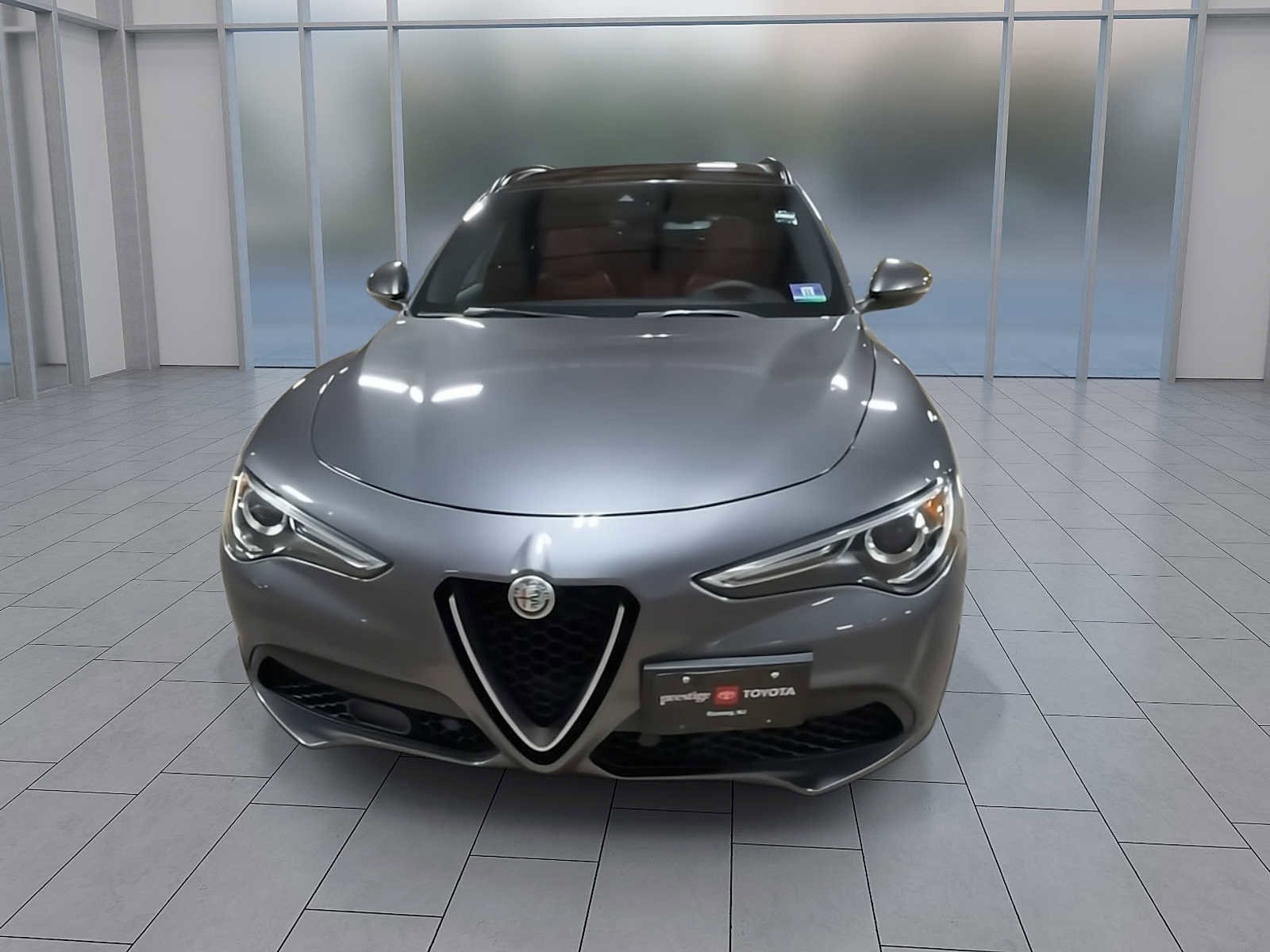 Thumbnail: 2018 Alfa Romeo Stelvio - 3