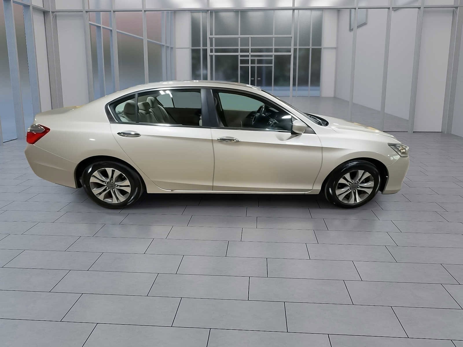 Thumbnail: 2013 Honda Accord - 9
