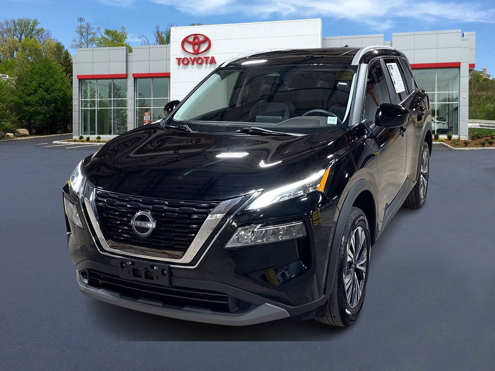 Thumbnail: 2023 Nissan Rogue - 1
