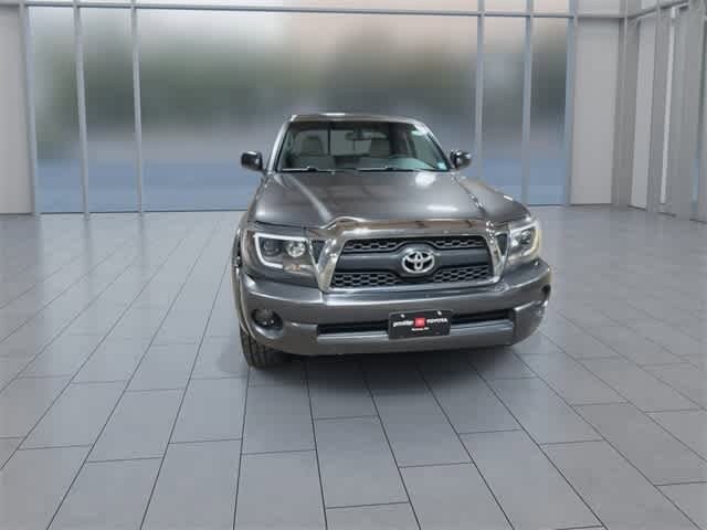 2011 Toyota Tacoma Base V6 photo 2