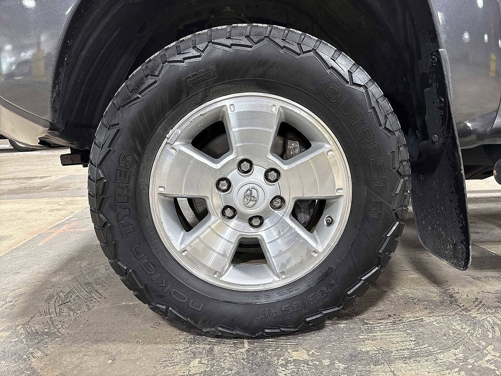 Thumbnail: 2012 Toyota Tacoma - 10