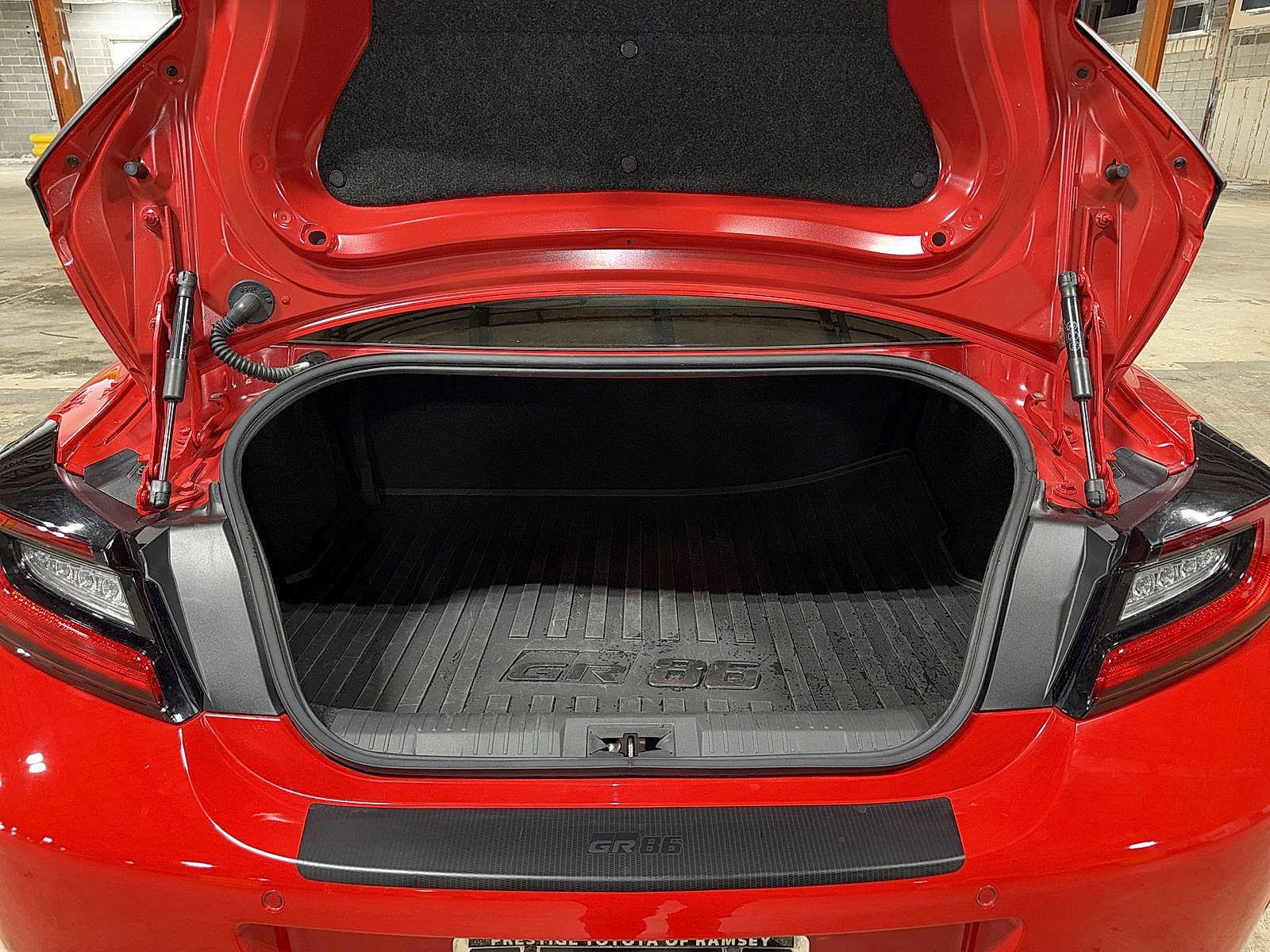 Thumbnail: 2023 Toyota GR86 - 11