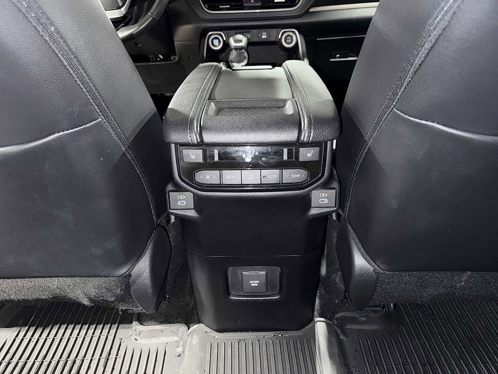 Thumbnail: 2024 Toyota Grand Highlander - 31