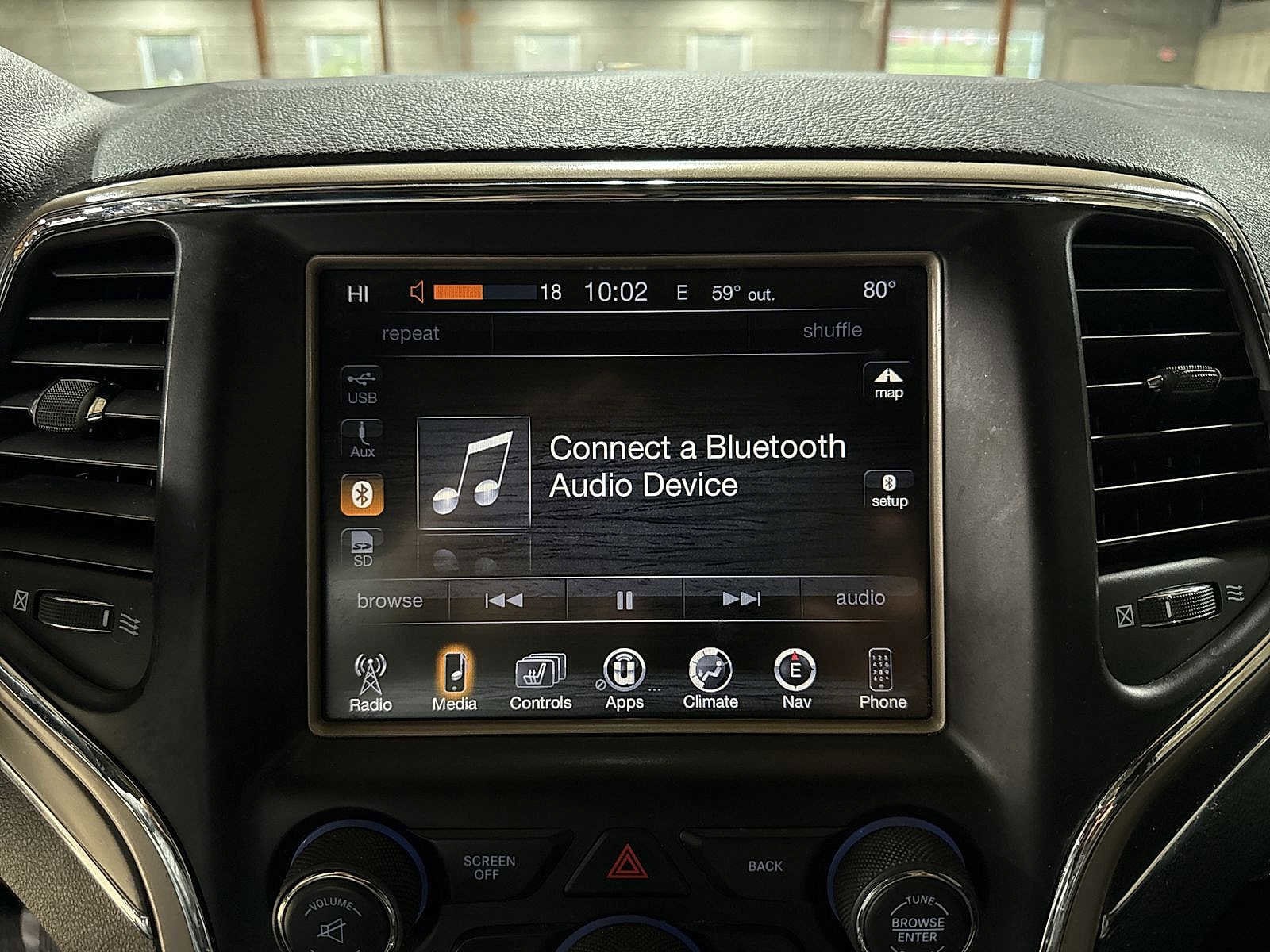 Thumbnail: 2017 Jeep Grand Cherokee - 21