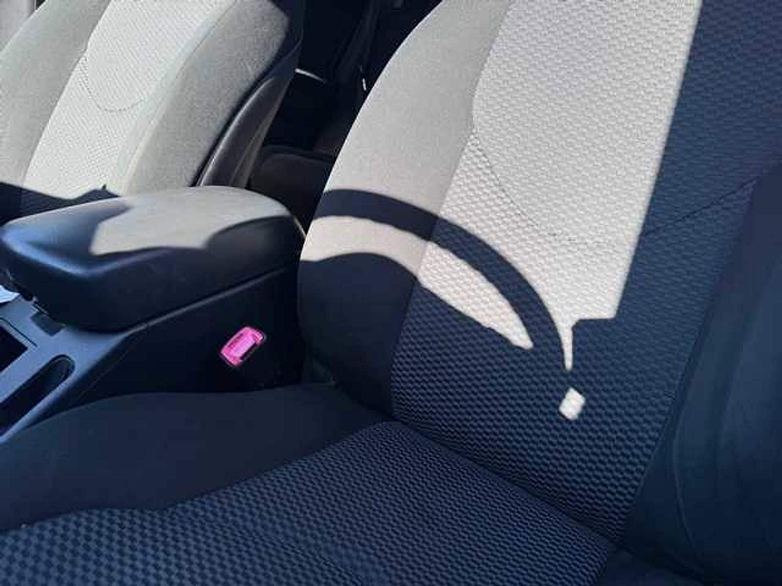 Thumbnail: 2012 Toyota RAV4 - 8