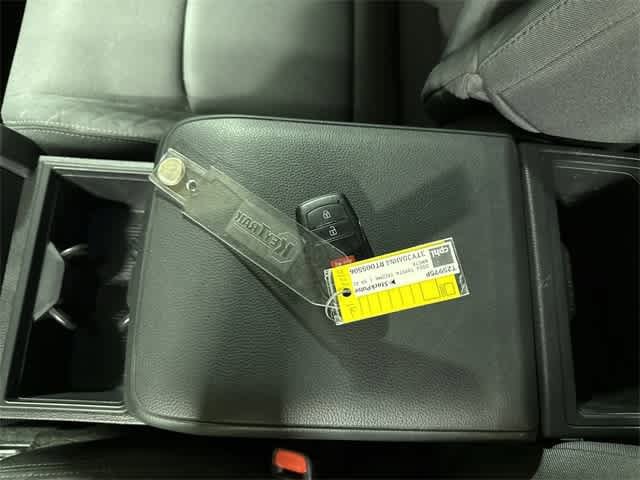 2024 Toyota Tacoma SR 27