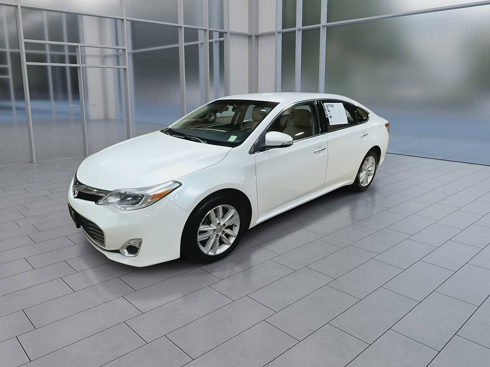 Thumbnail: 2014 Toyota Avalon - 4