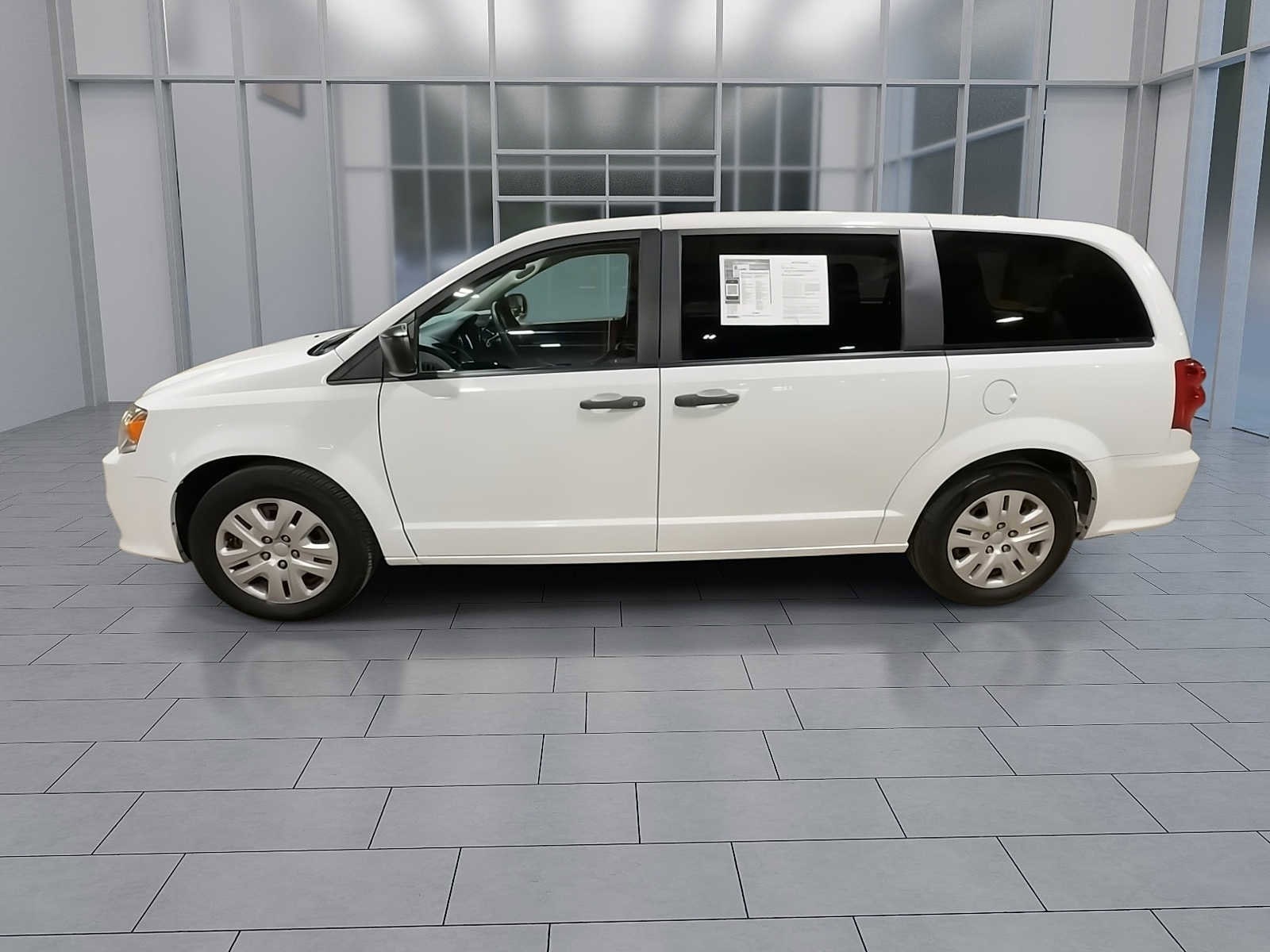 Thumbnail: 2019 Dodge Grand Caravan - 5