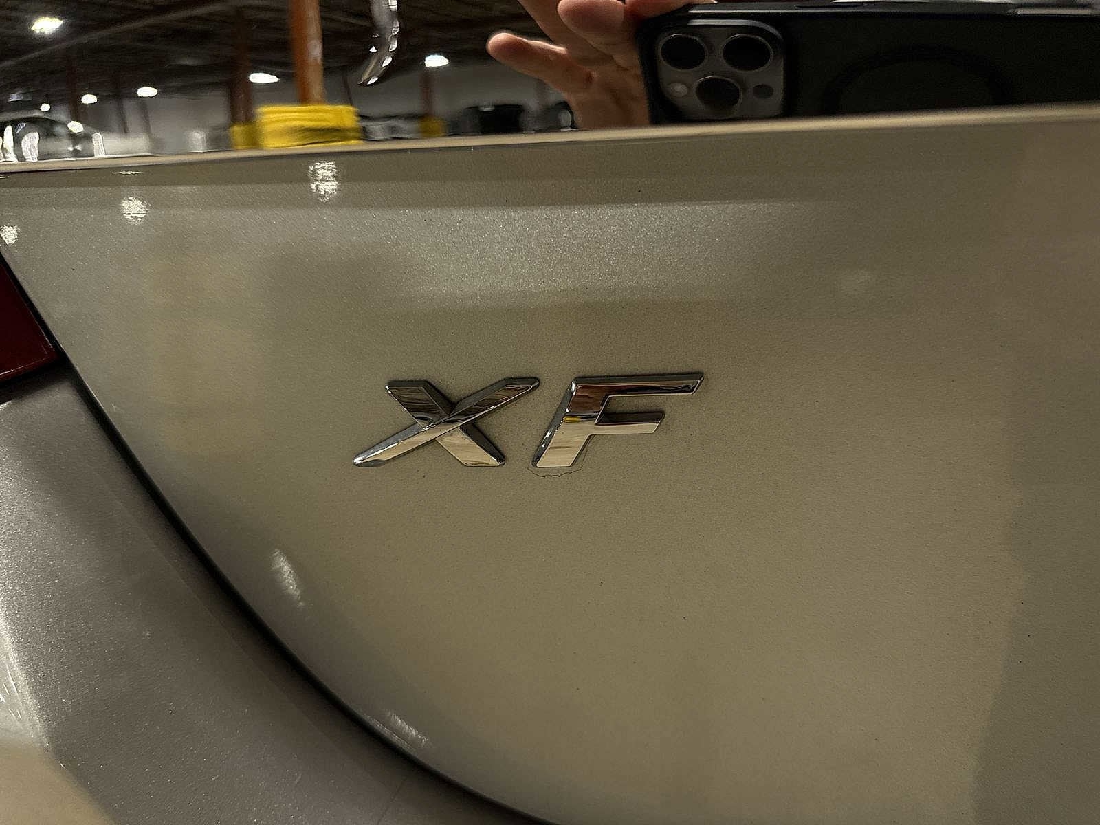 Thumbnail: 2009 Jaguar XF - 26