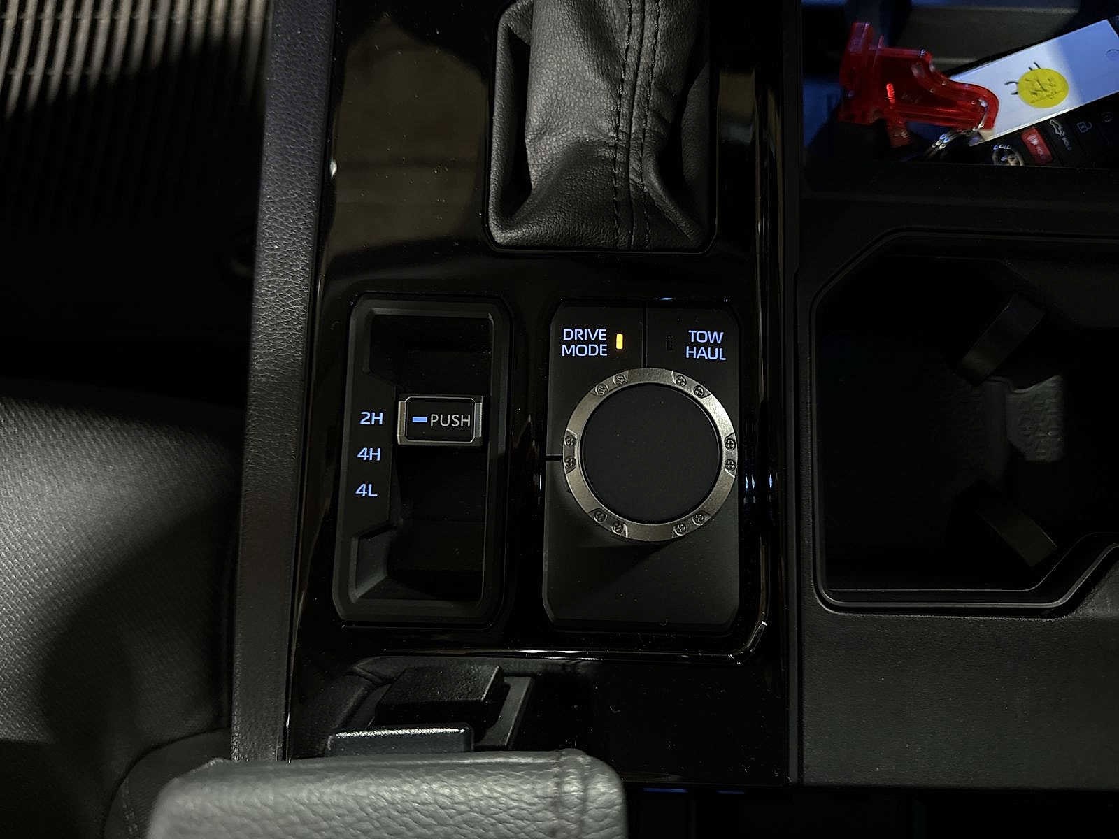 Thumbnail: 2024 Toyota Tundra - 31